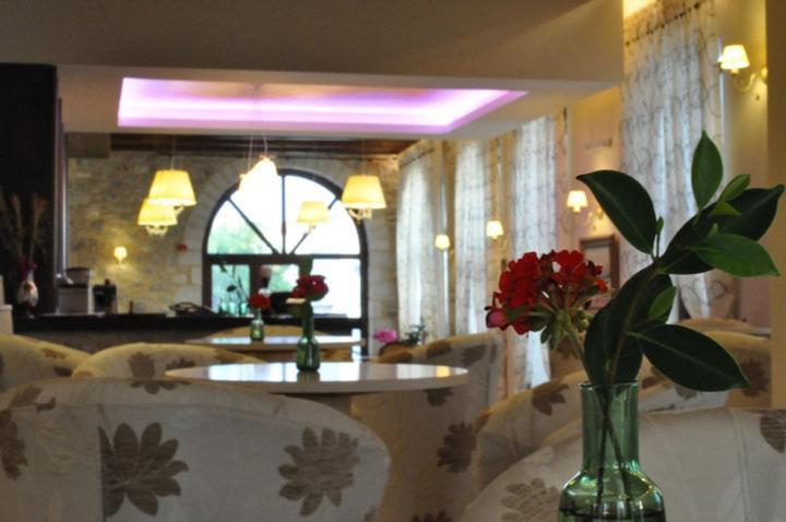 Areos Polis Boutique Hotel Ареополис Екстериор снимка
