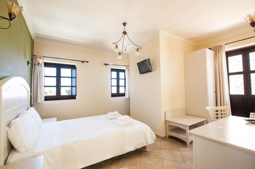 Areos Polis Boutique Hotel Ареополис Екстериор снимка